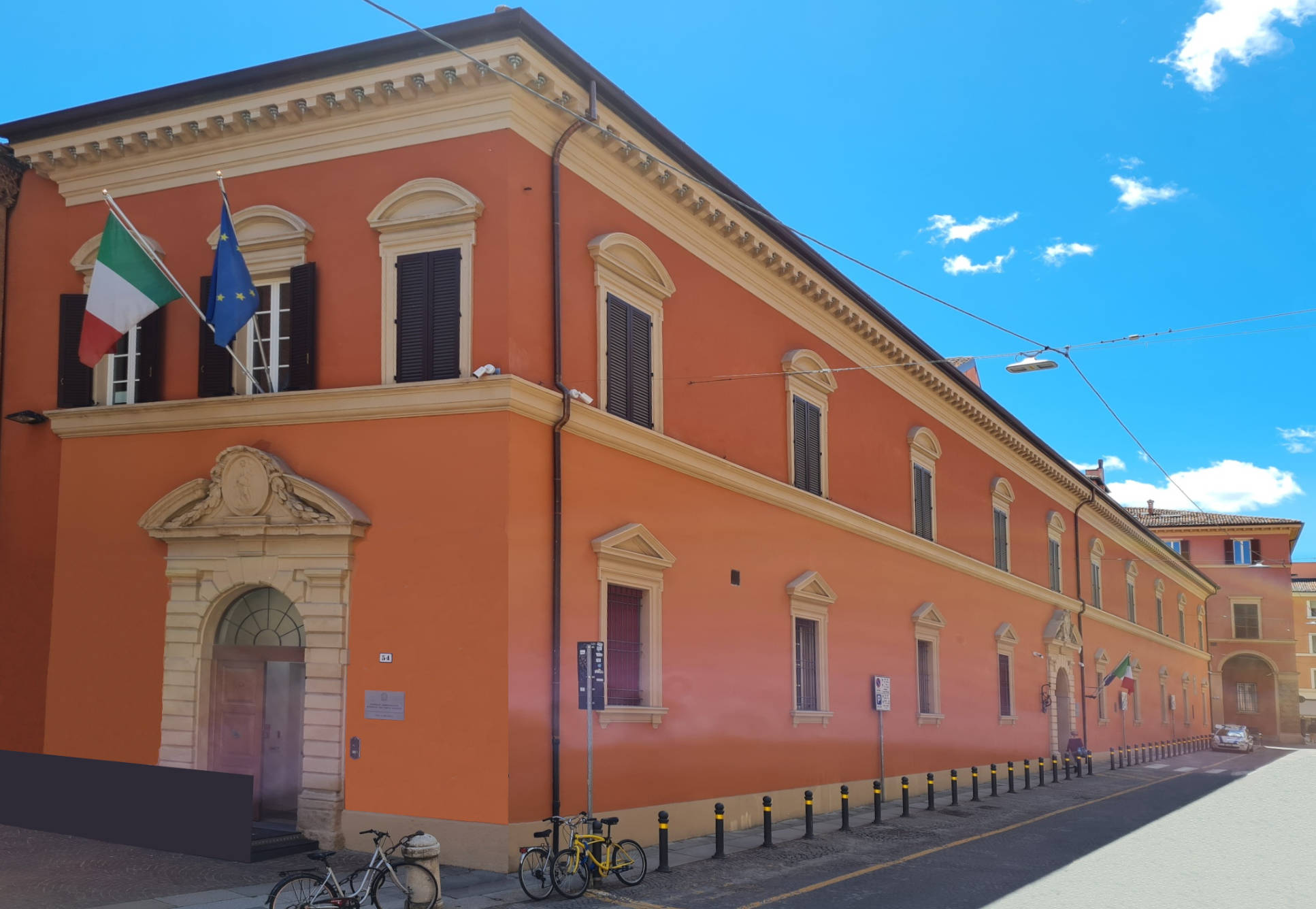 Ex Maternit&agrave;_facciata via D'Azeglio_storia_cont.jpg